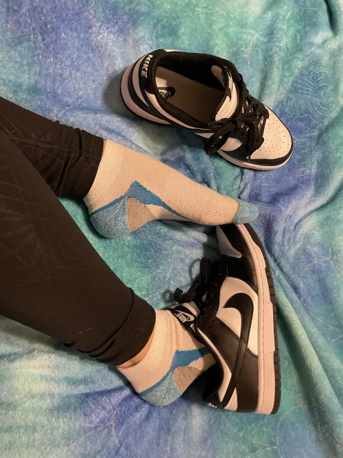 Don’t act like this tease isn’t giving you a raging boner 🤭 by Tattoo_Goddess420