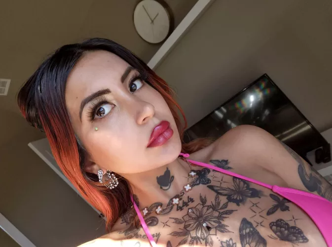 Ever wondered how goth girls taste by CourtneyDriscoll