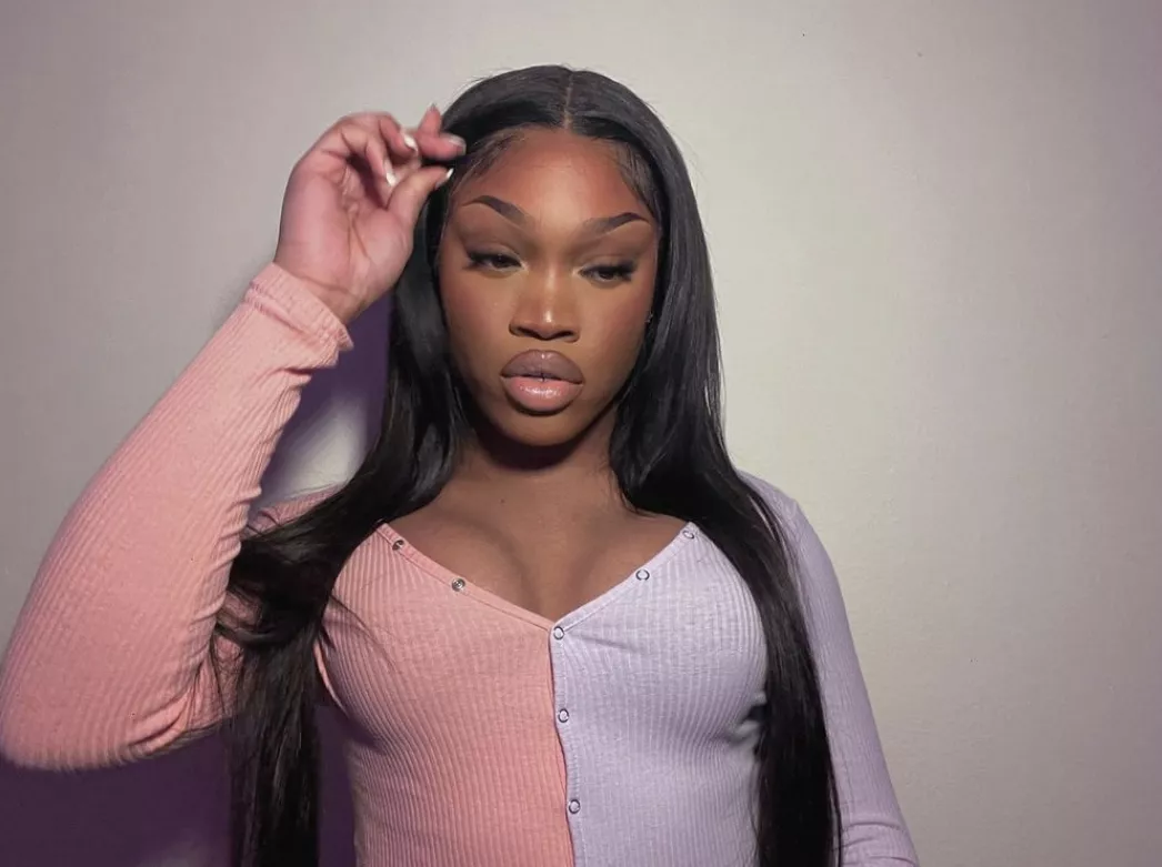 First pic, quite shy y'all 🥺 posted by RelievedGosose