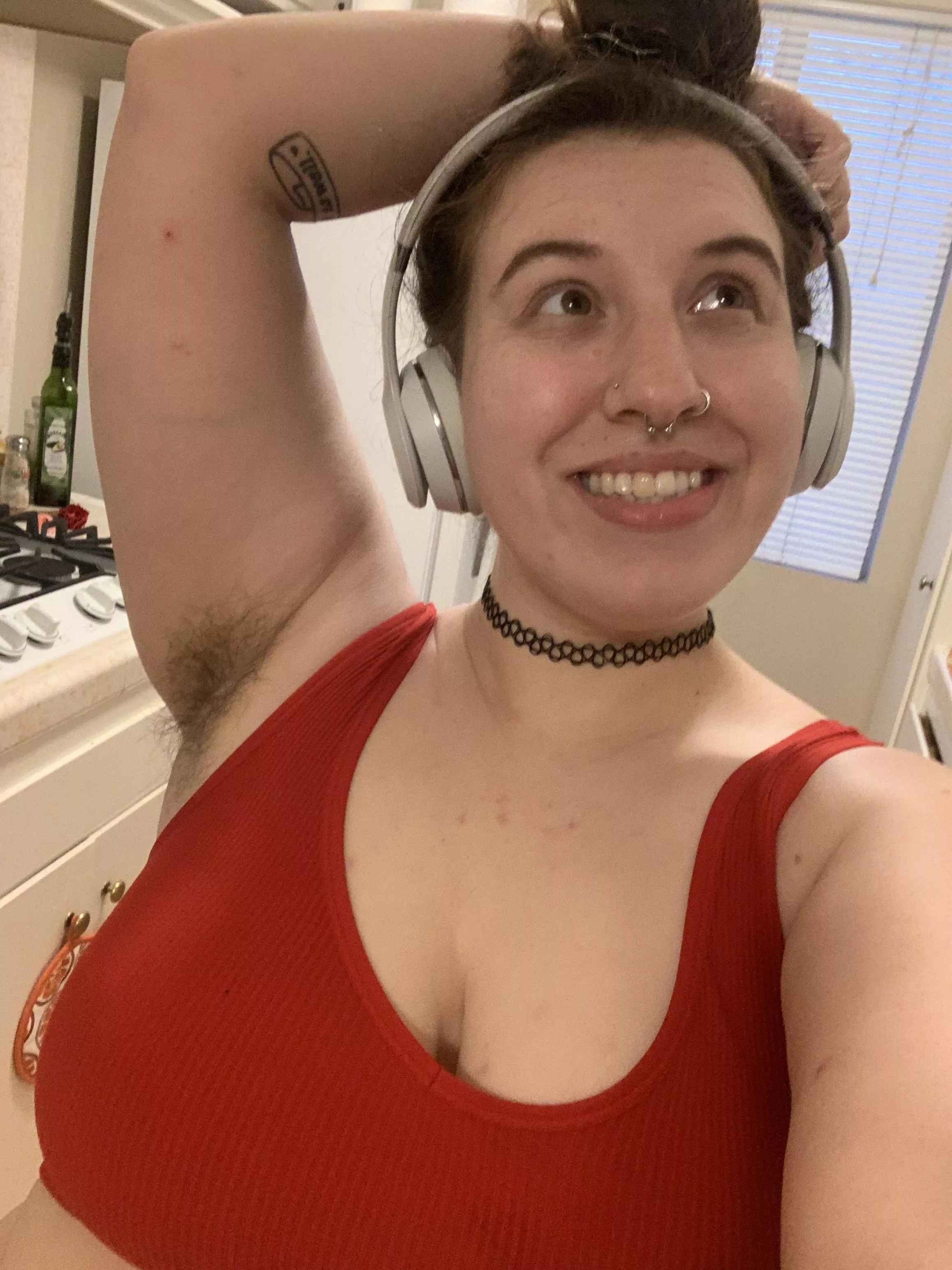 Hairy pit appreciation post <3 posted by princessbellax