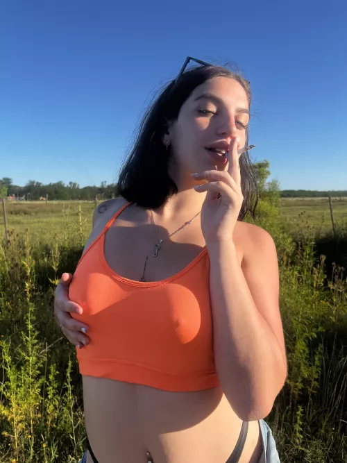 Hello love, I’m available for you right now 🔥🔥 by Miya_arg