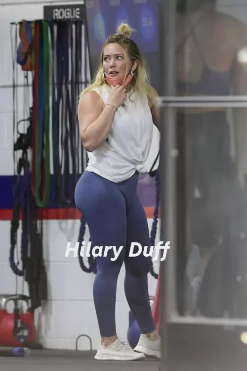 Hilary Duff by Food_Muncher11