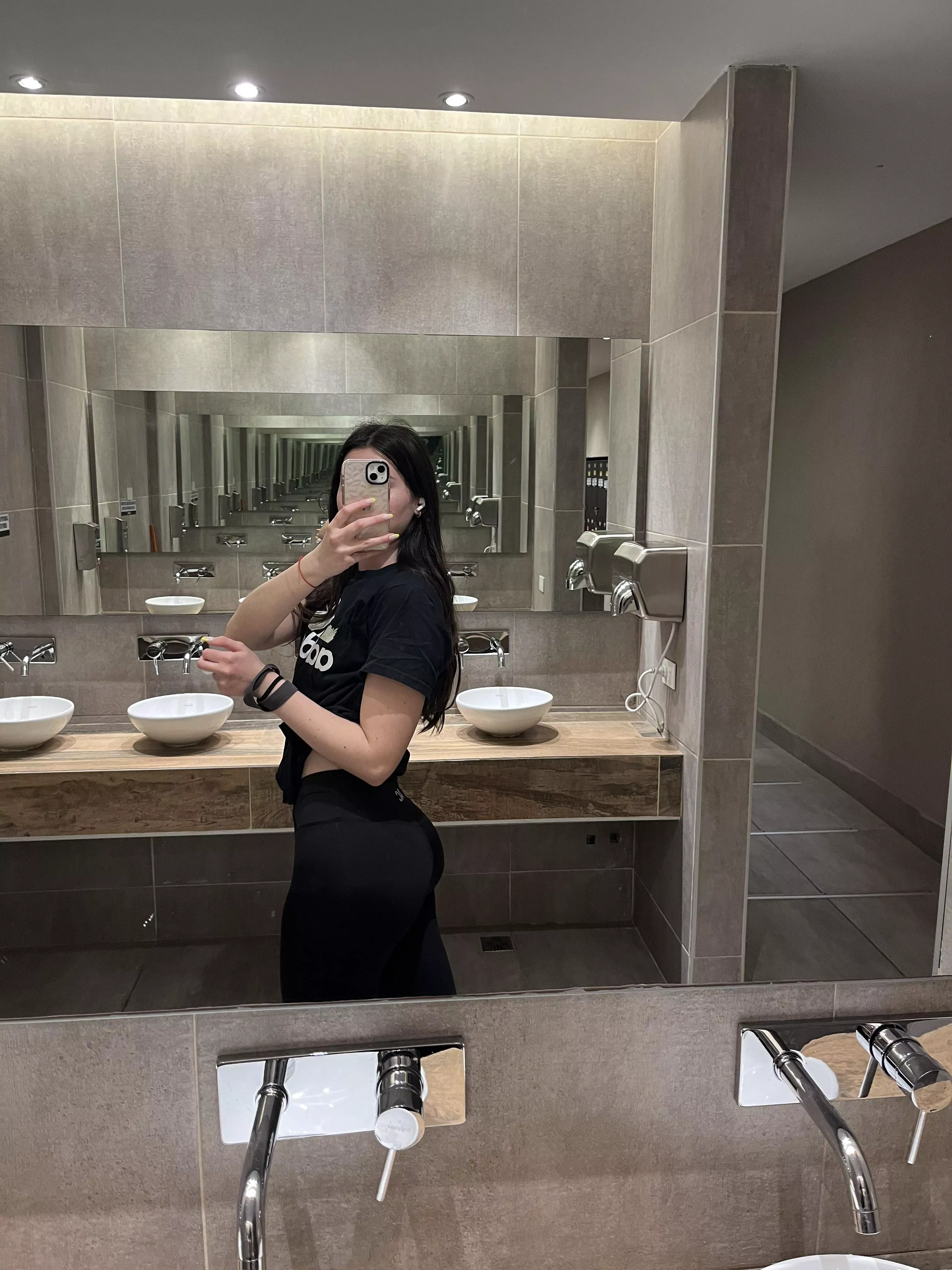 how's your week going so far [F19] posted by warhead20002