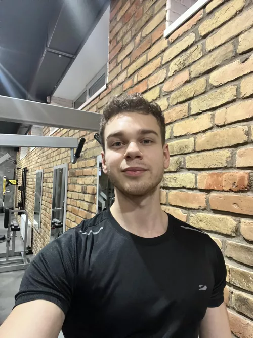 I have long arms to take a big selfie😀 by Infamous_Put_762