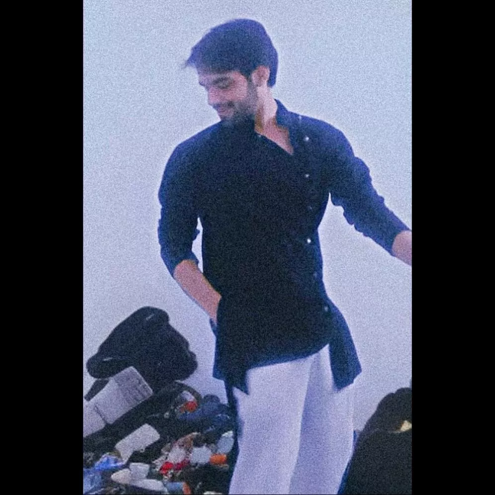 I know the quality is bad but... posted by No-Macaroon4365