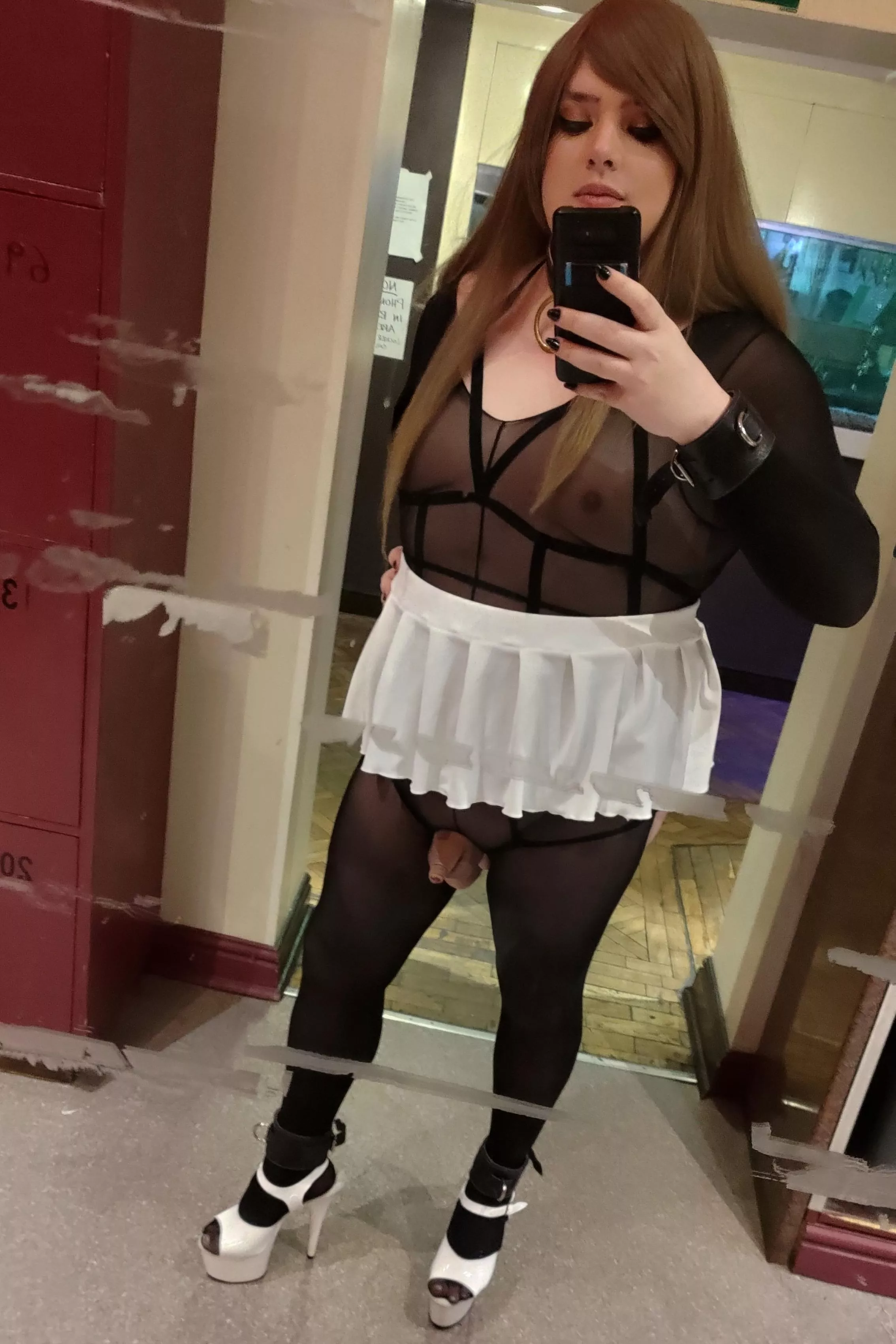 I walked around a sex club with no panties. posted by JadeStorm8
