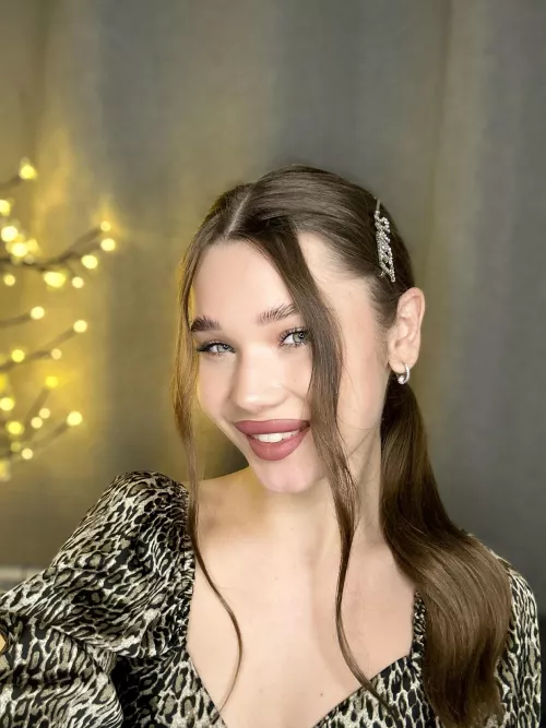 IUTR by Valentina-Marie