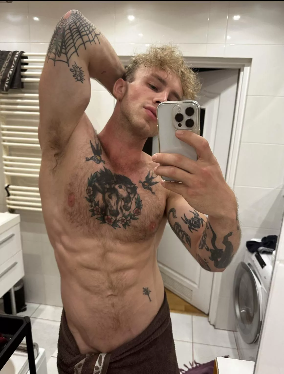 Left right left right posted by AlphaJake23