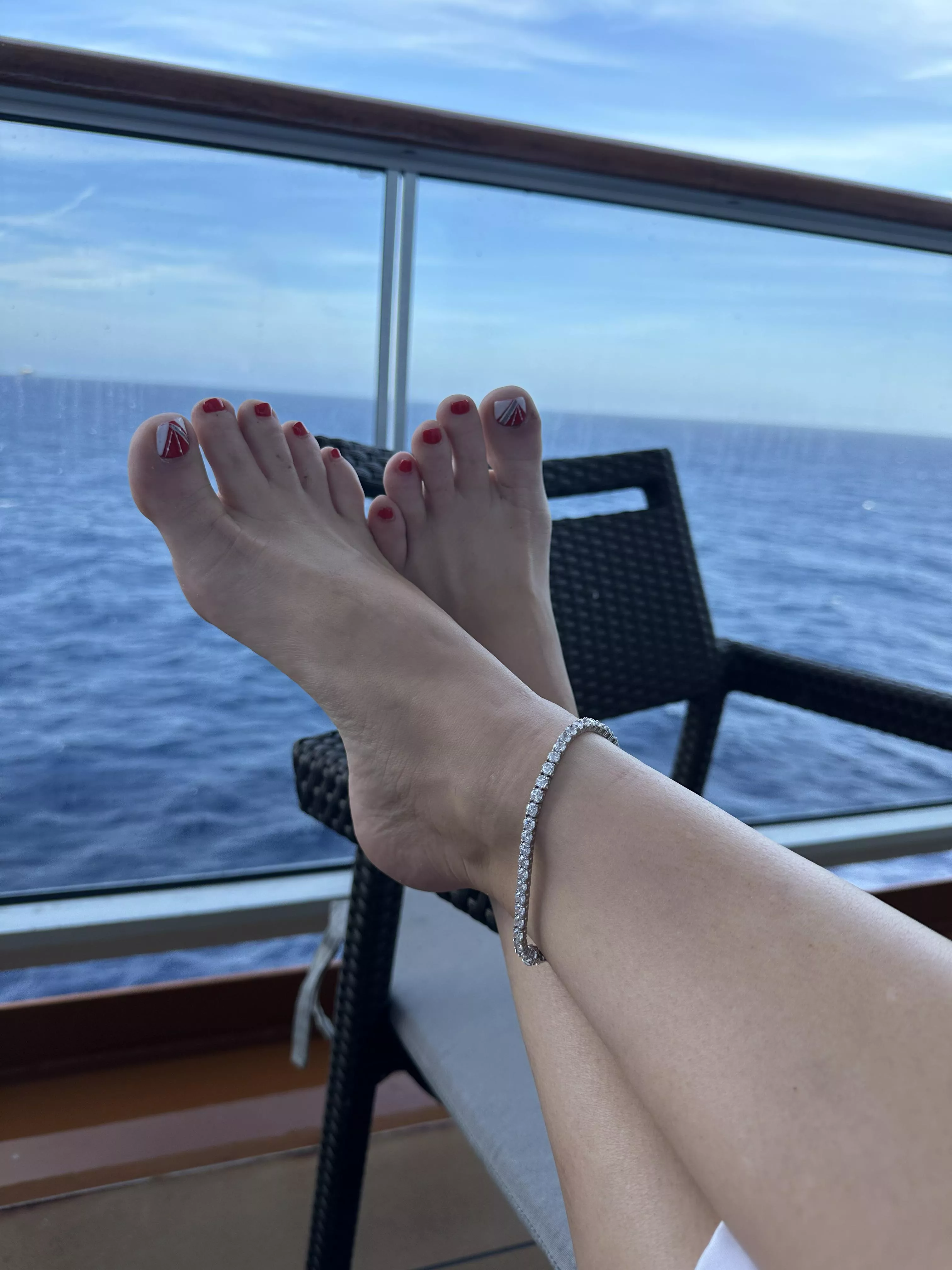 Living the Life posted by HkyNCHotWife