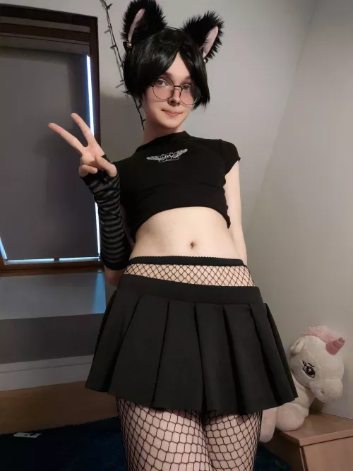 Thought I look cute here 🥺 by MaxHamster69