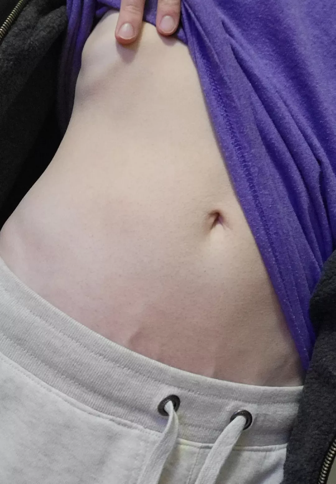 What if you had your own personal 5'3 105lb gaymer twink? posted by YourSmolGuy