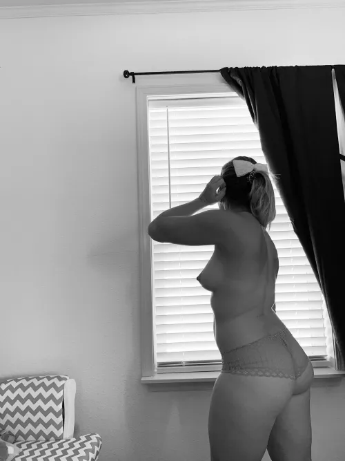 When it’s cloudy, I feel cloudy by Funpheebs20