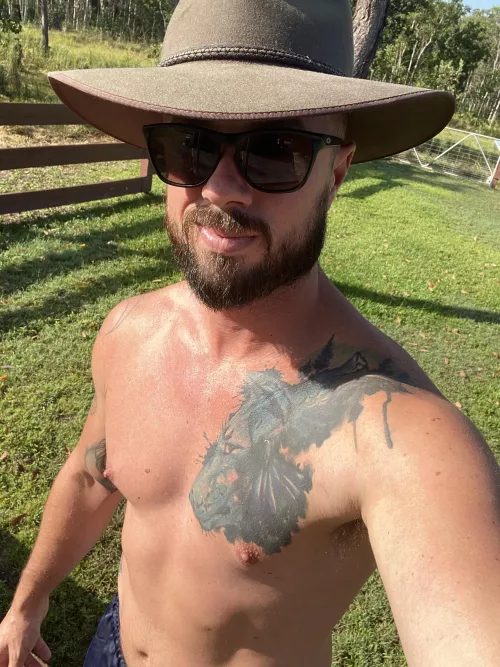 Who wants to come get sweaty out on the farm 💦 by CurrentSilver2142