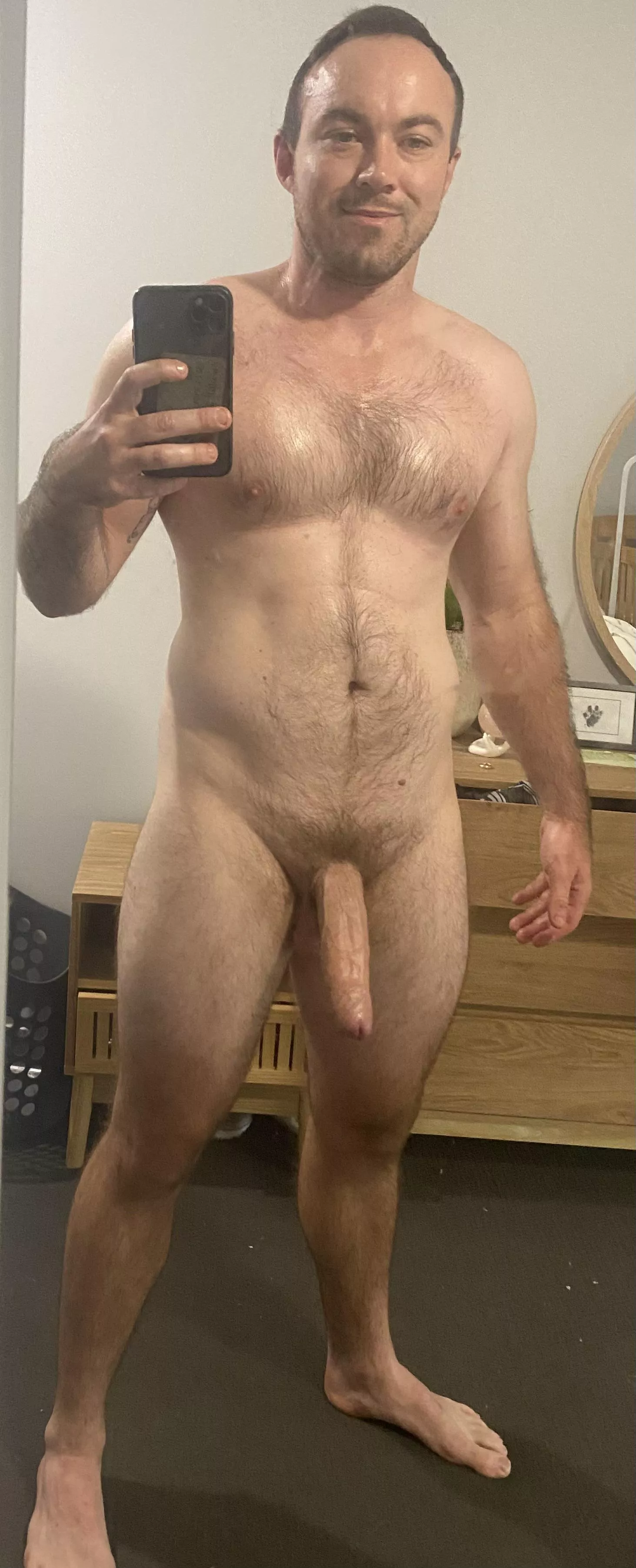 Who’d get on their knees for me 😈 posted by Hour_Possession_554