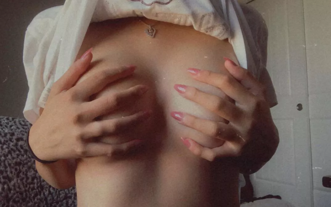 You like my new nails? posted by Affectionate_Plan279