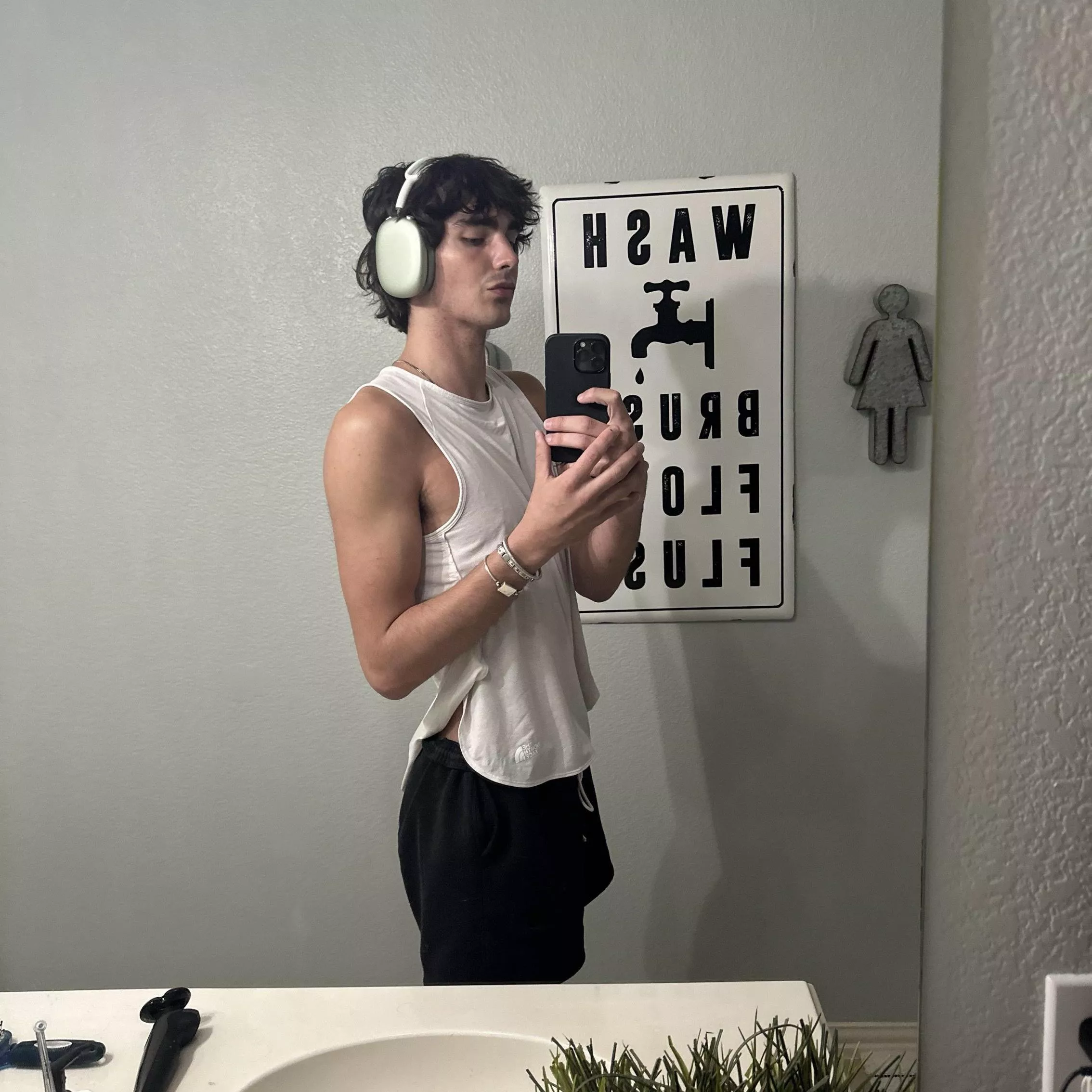 18, add me hot tops posted by No-Bunch-1073