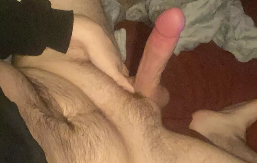 22 bwc hung looking to cum for some pretty feet hmu snap-footboyg posted by Ok_Pop_4284