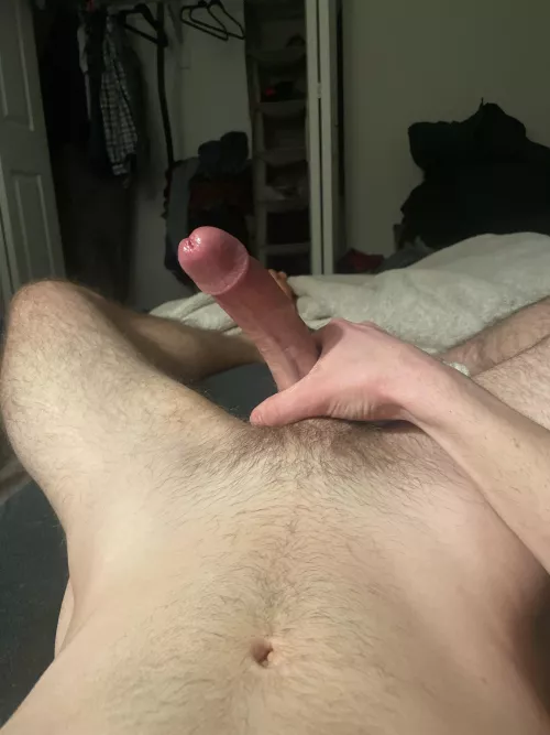 26 edging and looking to bust live hmu @naturalbedwood by naturalbedwood