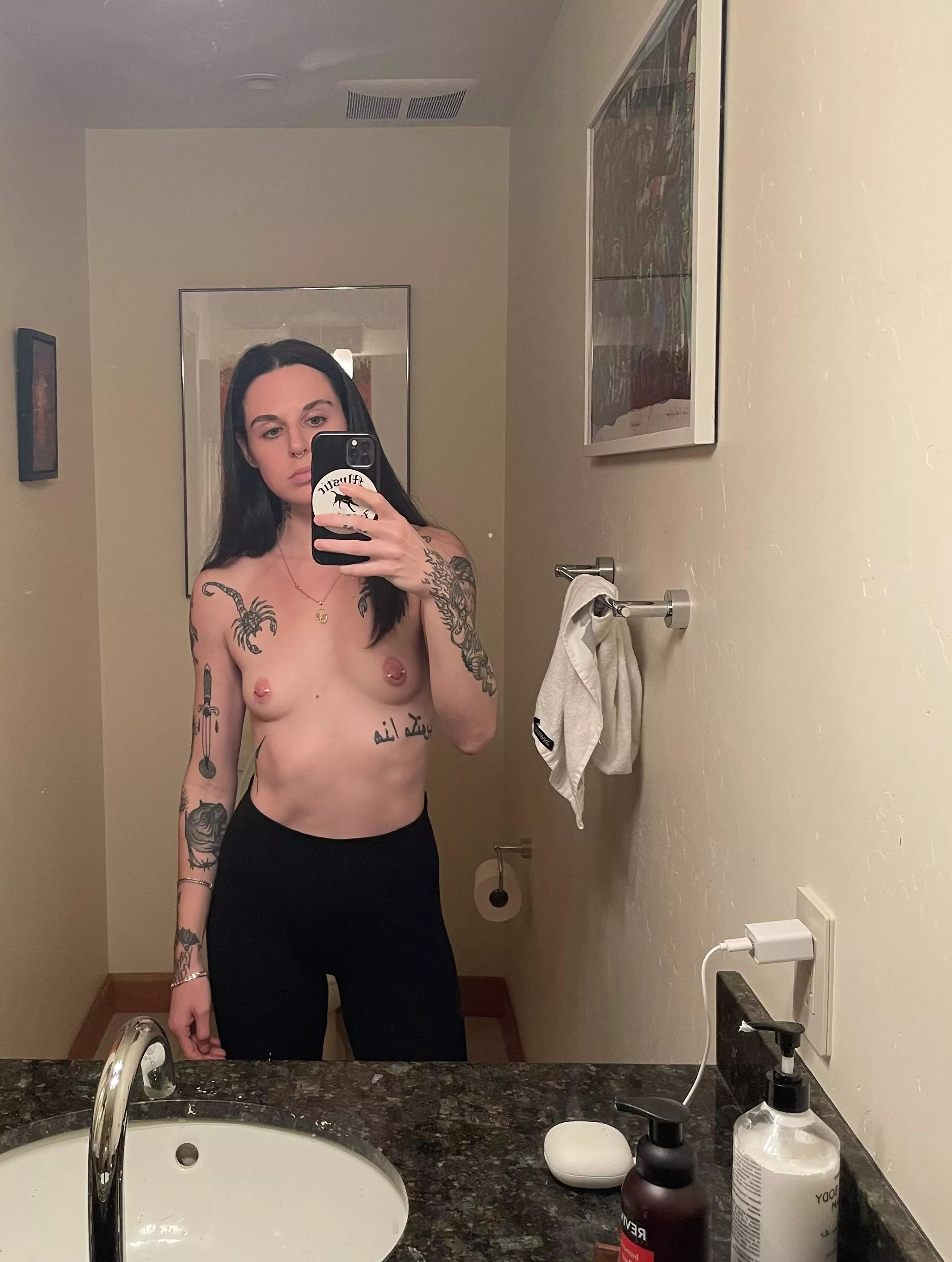 29 F enjoi posted by rabbitfeet666