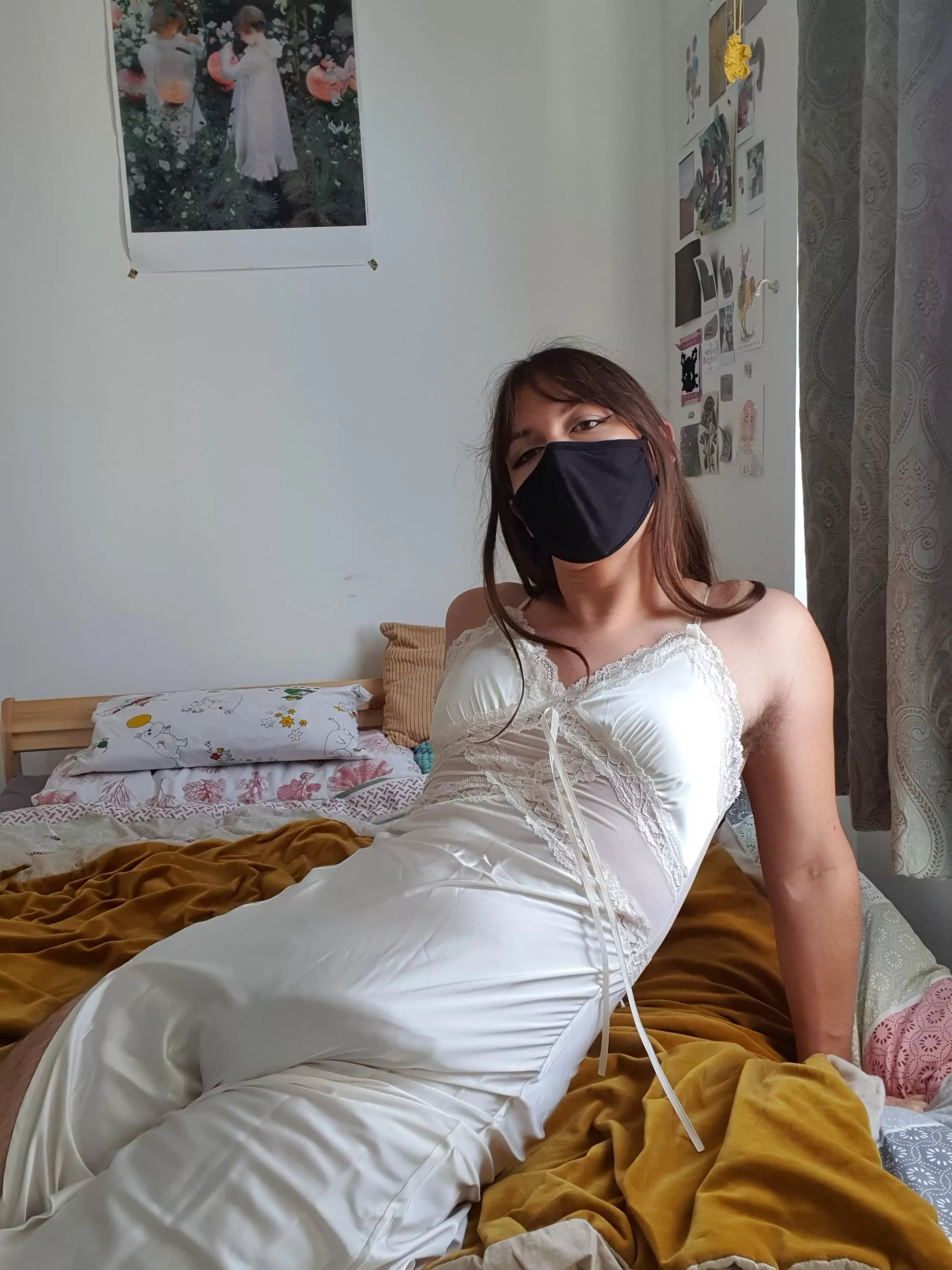 A big cock in a fancy dress, is there anything better? ;) posted by prettylittliris