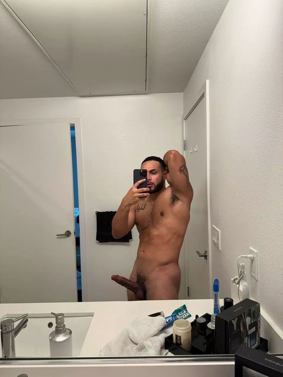 Be honest am I big enough posted by JordanKem