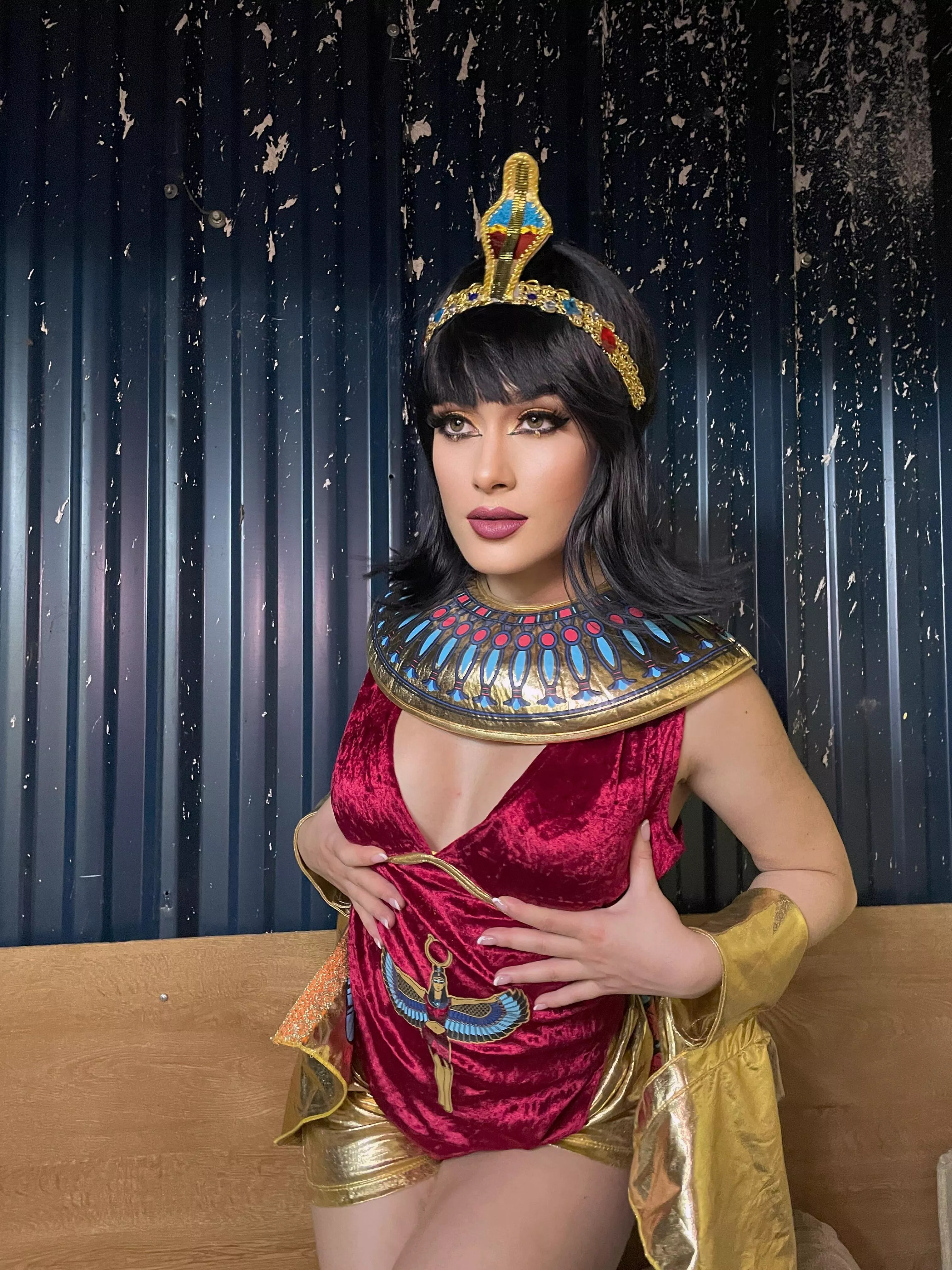 Cleopatra cosplay by me :) posted by Aggravating-Key2672