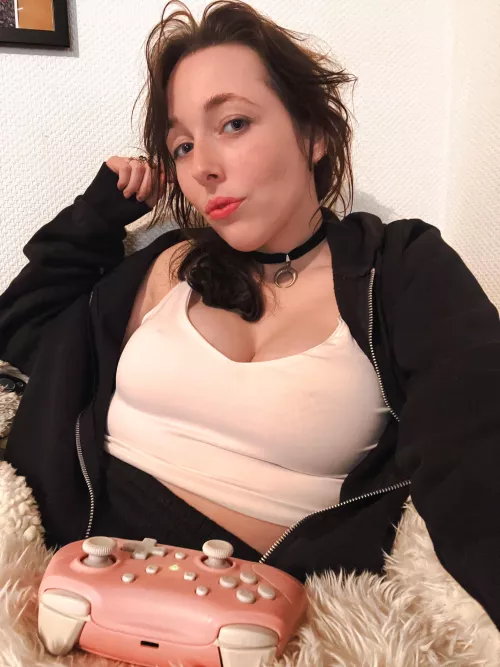 Currently playing a pretty old game, I’ll let you guess which one (and my hairbrush is obviously gone missing) by CandideCrush