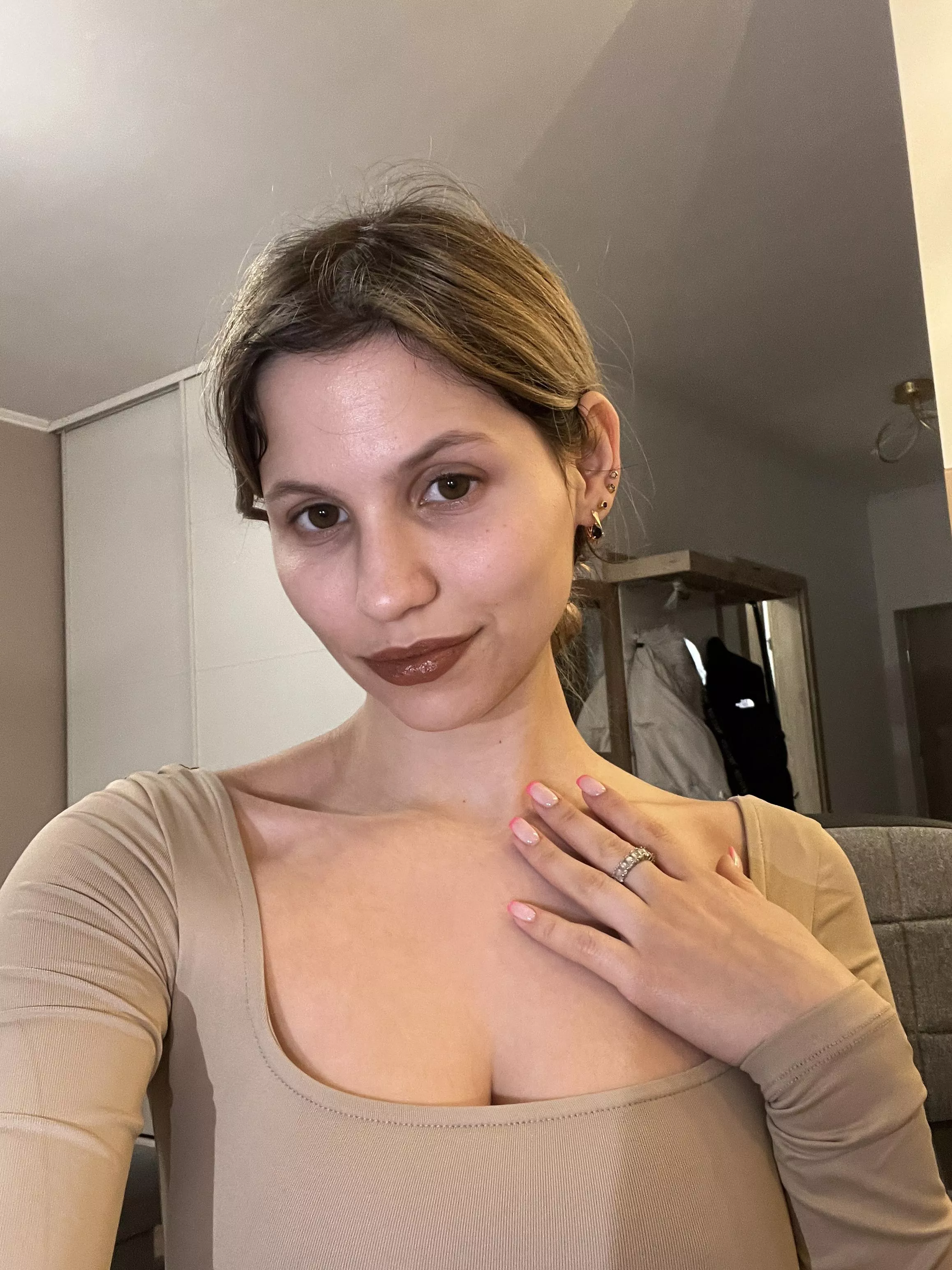 cutie posted by Aurora_Ascent