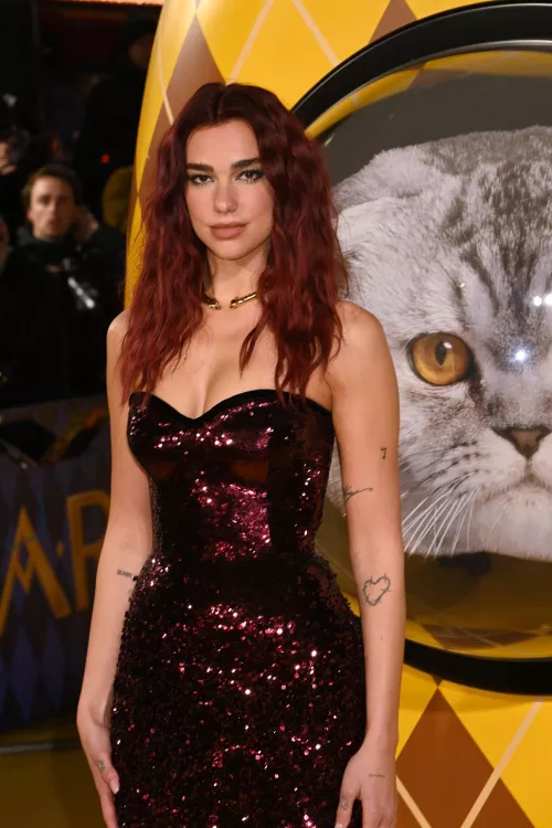 Dua Lipa by OhNoWhatHappenedNow