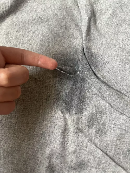 Even my bed sheets get juicy by jenasins69