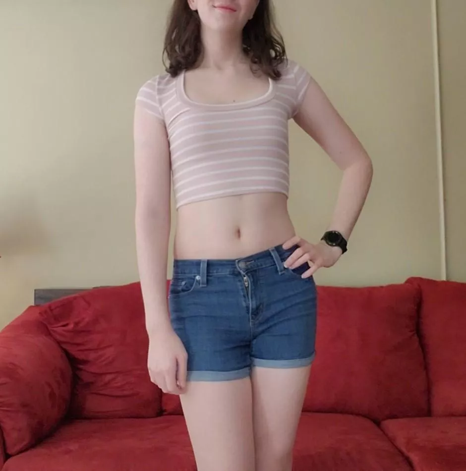 Feeling kinda cute in this outfit 😇 posted by Jen_Angels