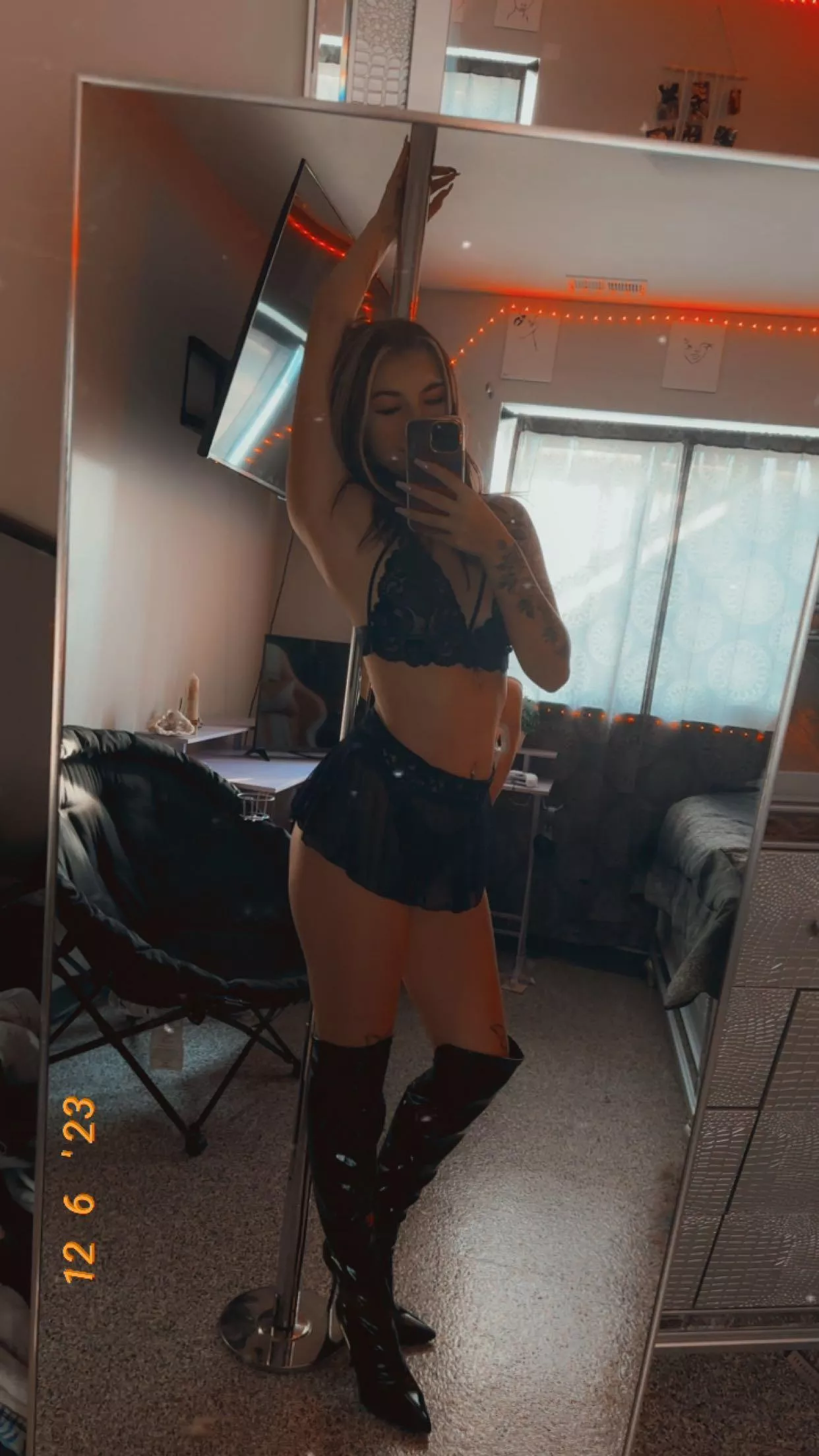 feeling very naughty today posted by javaluna22