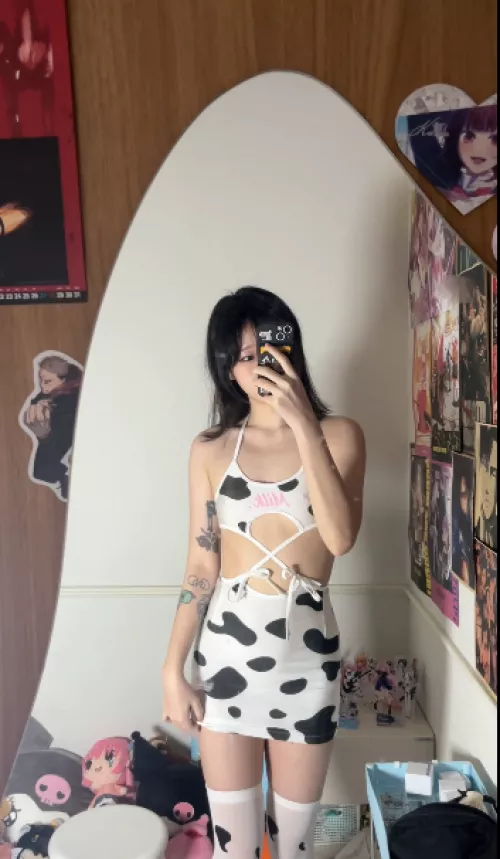 From 1-10 how much do you like my outfit?? by PhotoWorth