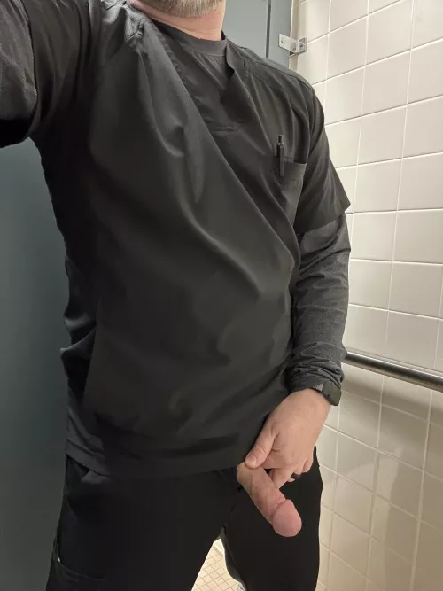 Hanging out at work. by _R3DH00D