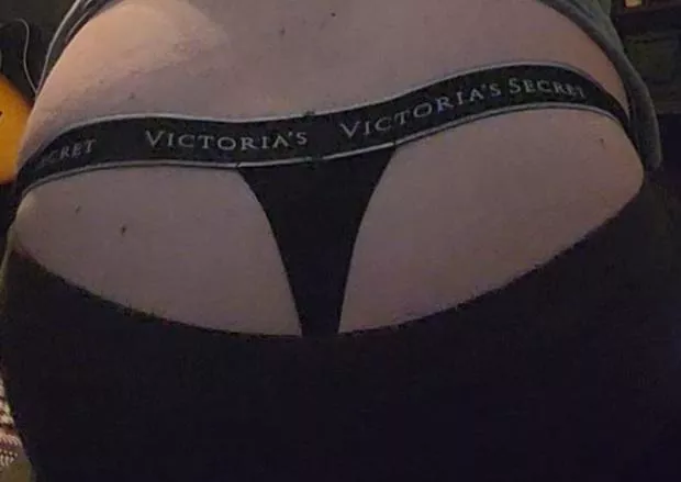 Happy thong Thursday! by Fookallou
