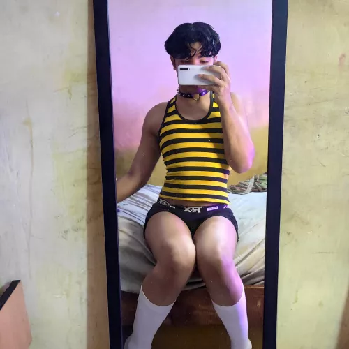 Hello, I'm nervous and shy, this is my first post, be nice to me (⁠✿⁠^⁠‿⁠^⁠) by jayjayinthevoid