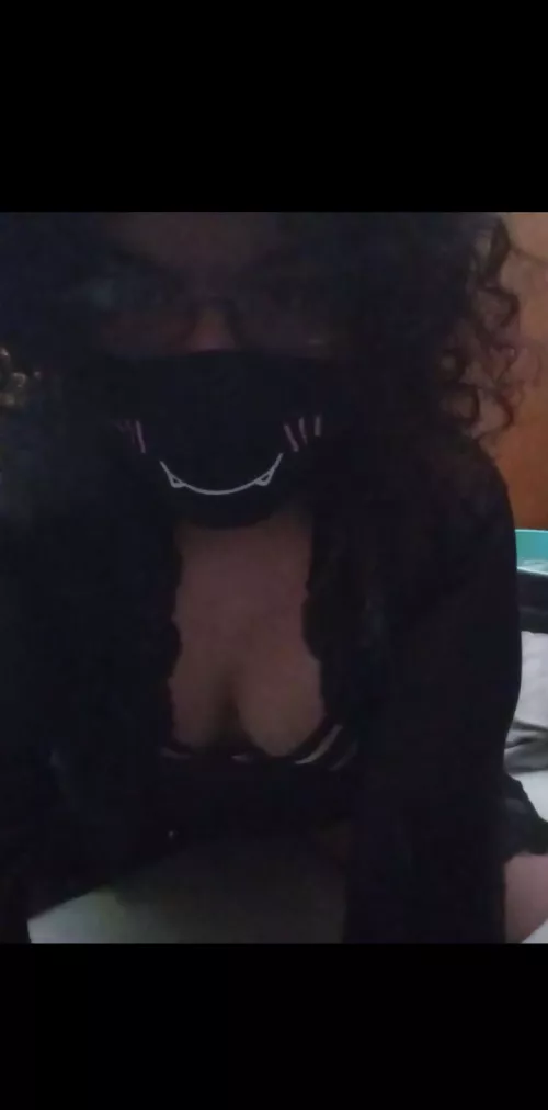 Hello Lovely Ppl Im Going To Get Back Into Caming Again And I want To Be Used Again Lol I Miss It :D by UrSexyNerdGirl