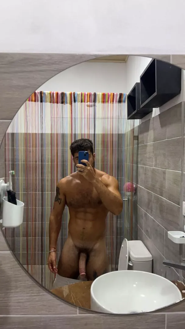 Hung 25 ex soldier 😏 by Hardcocks22
