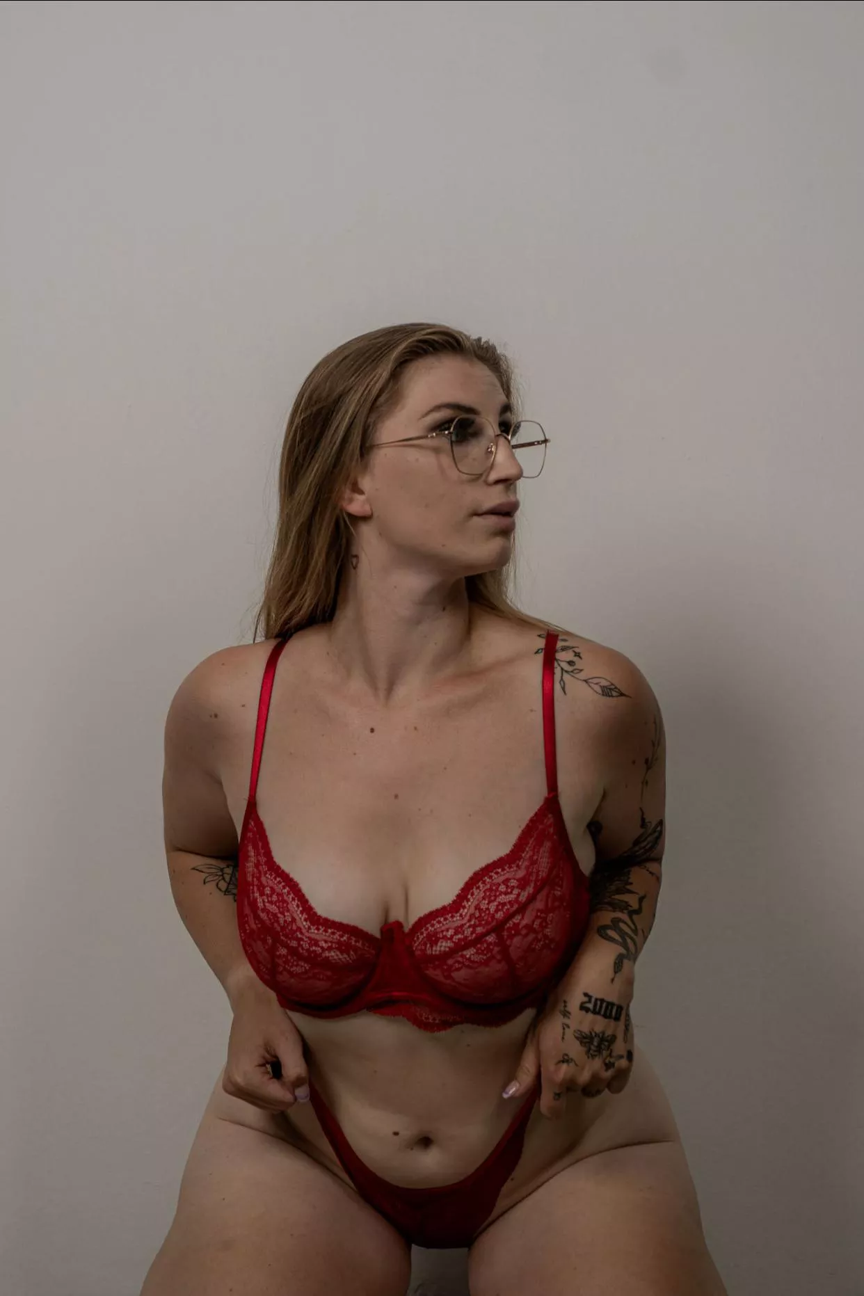 I am unable to satisfy wife, so I decided to share posted by Genevieve_Meadow