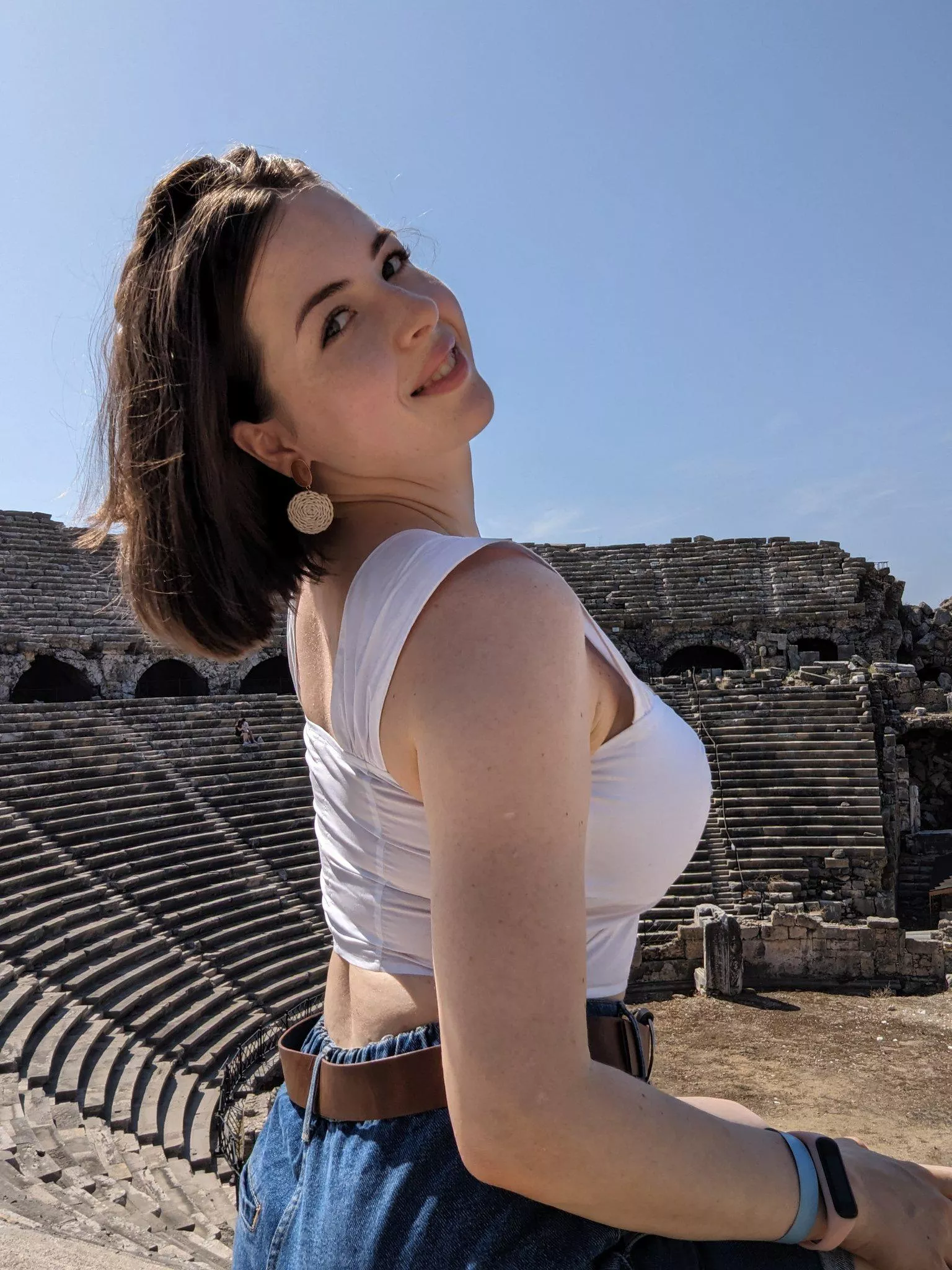 I hope in the future everyone will wear clothes like this posted by DismalPiccolo5408