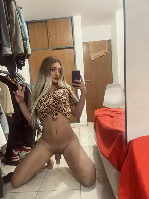 I love chatting with guys when they're horny, but some of them block me when they find out I have a dick🥺😩would you chat and masturbate with me?😈🫣🔥 by Automatic-Fix5589