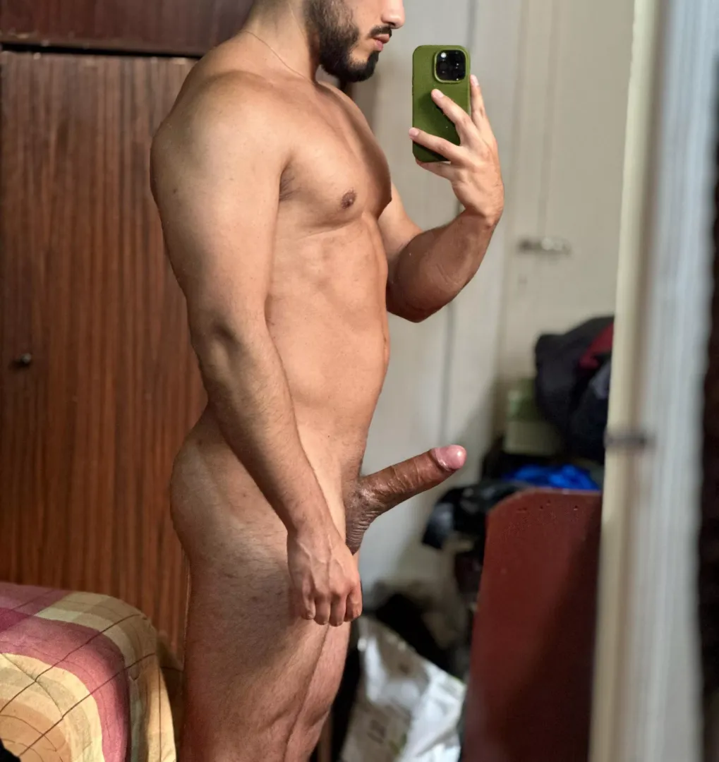 I want a sub bottom to breed, volunteers? by sergxdorgoy