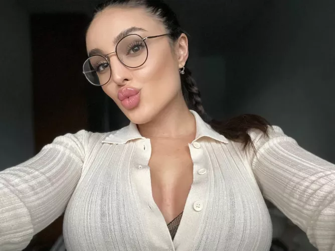 IUTR by Cinderella_babys