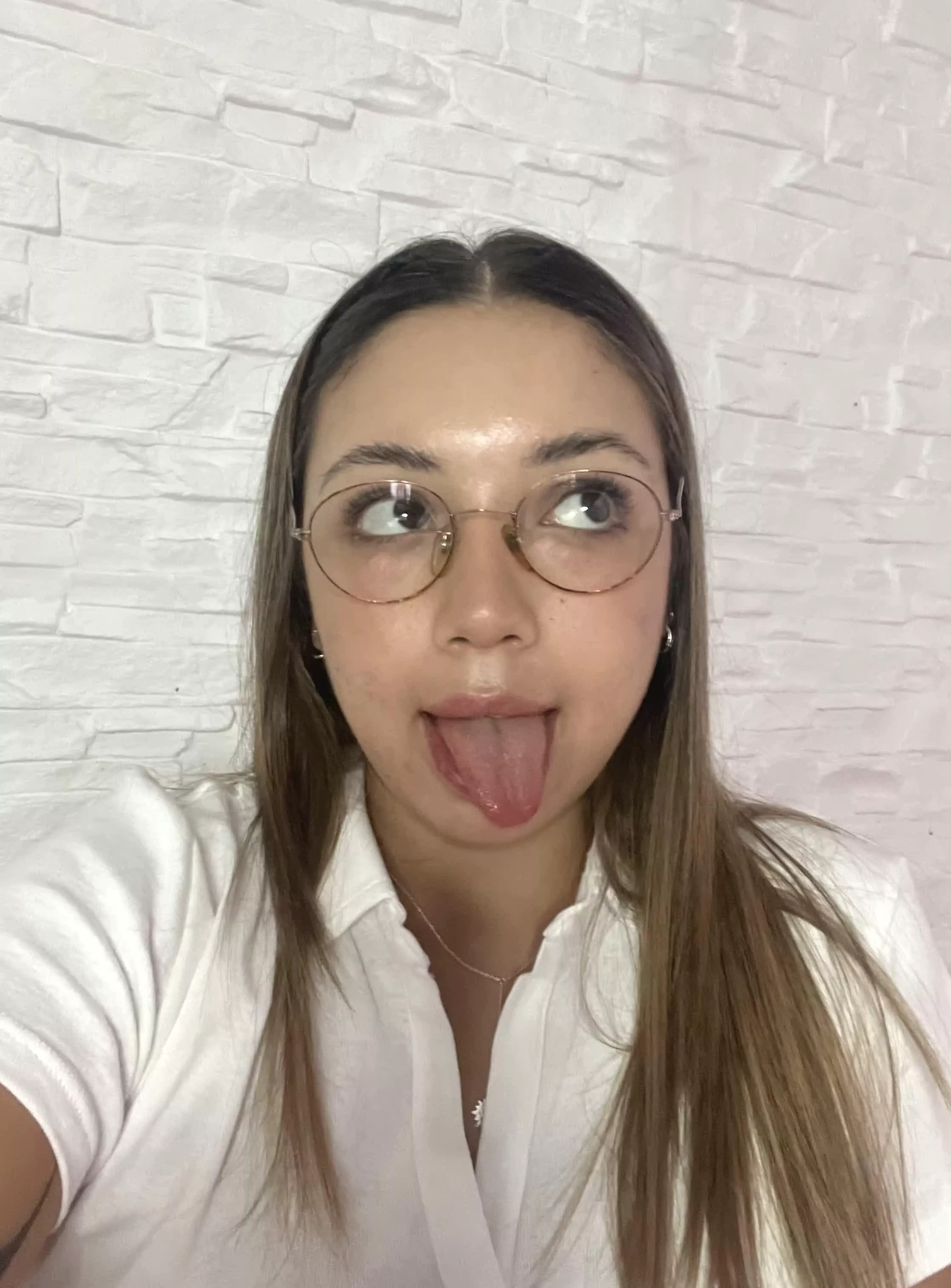 IUTR posted by Evangeline_Violet