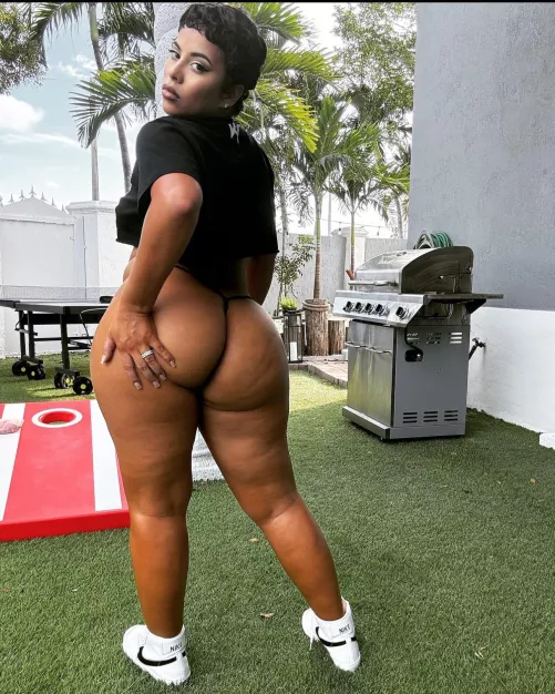 Kaylin Garcia Ass insane damnnn by DragonfruitIll7325