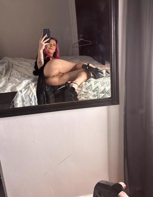 late night snack? by xoxTiffxo