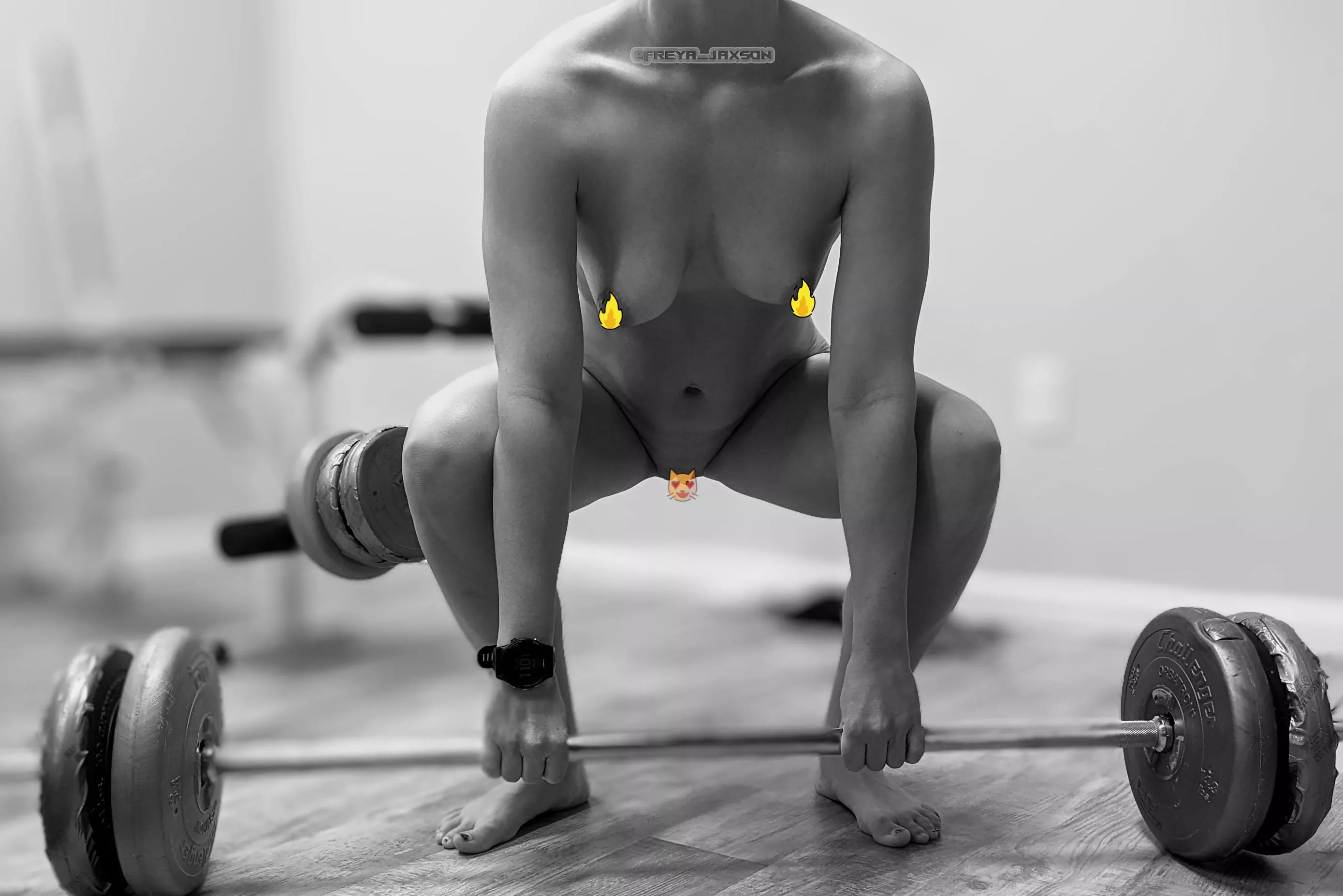 Leg day, engaged - I want you to be my spotter... [F] posted by Freya_Jaxson