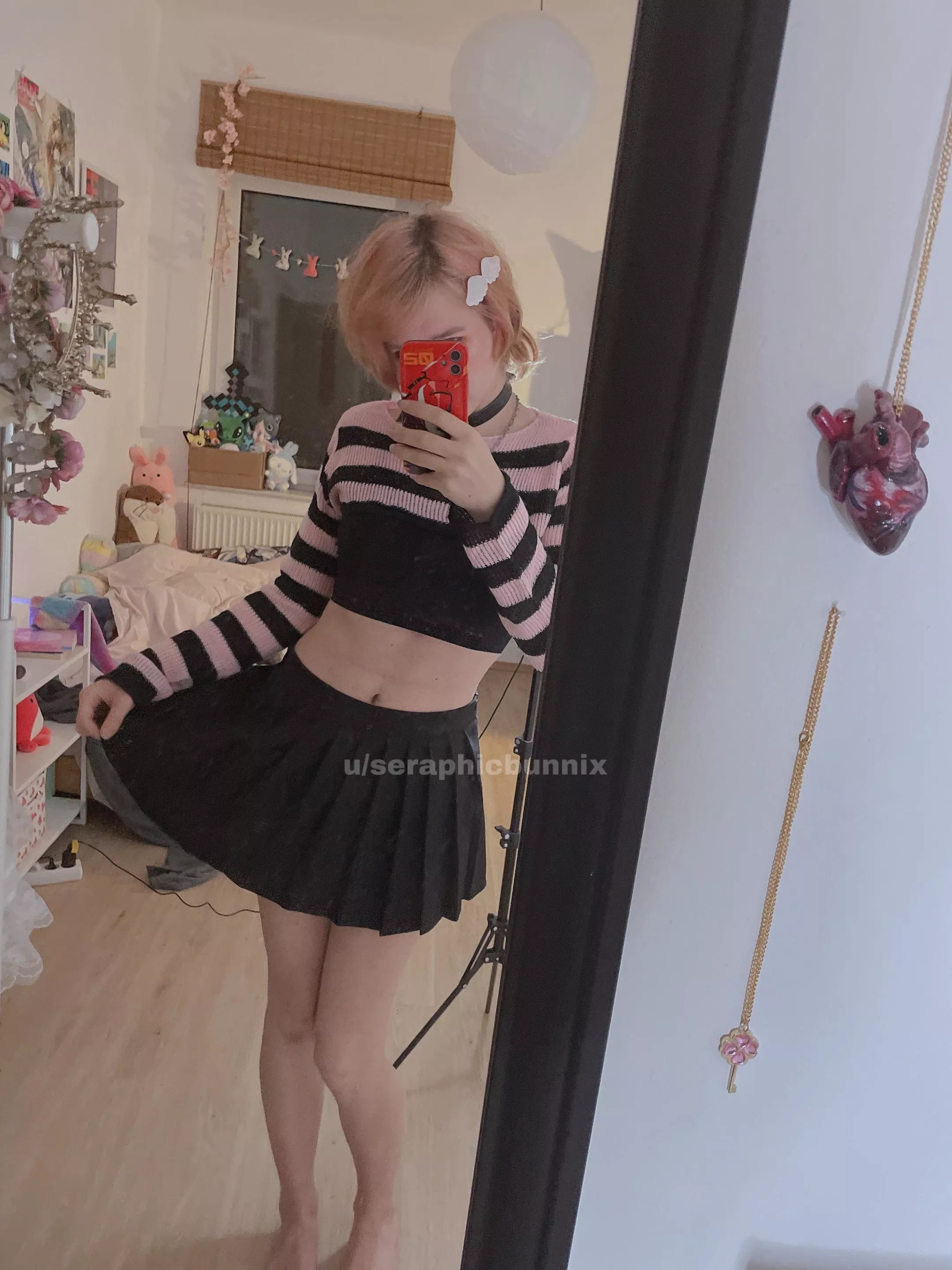 love this outfit! posted by seraphicbunnix