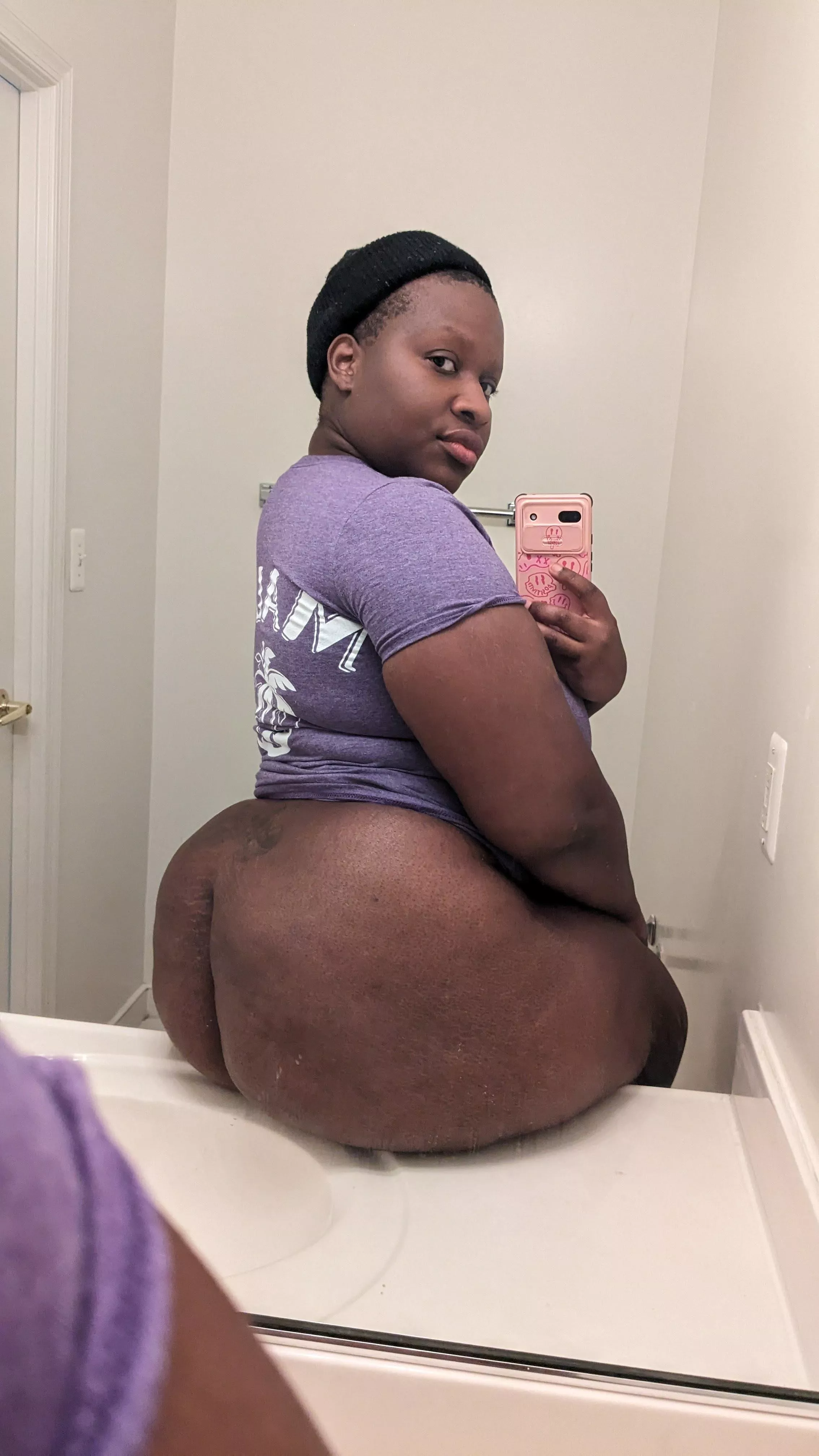 My past time is to make married men’s head turn posted by cmmnctn_brkdwn