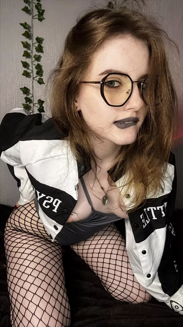 my professor said I have cute nipples posted by Jodelmichi
